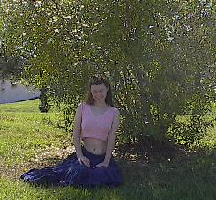 [I model under a tree]